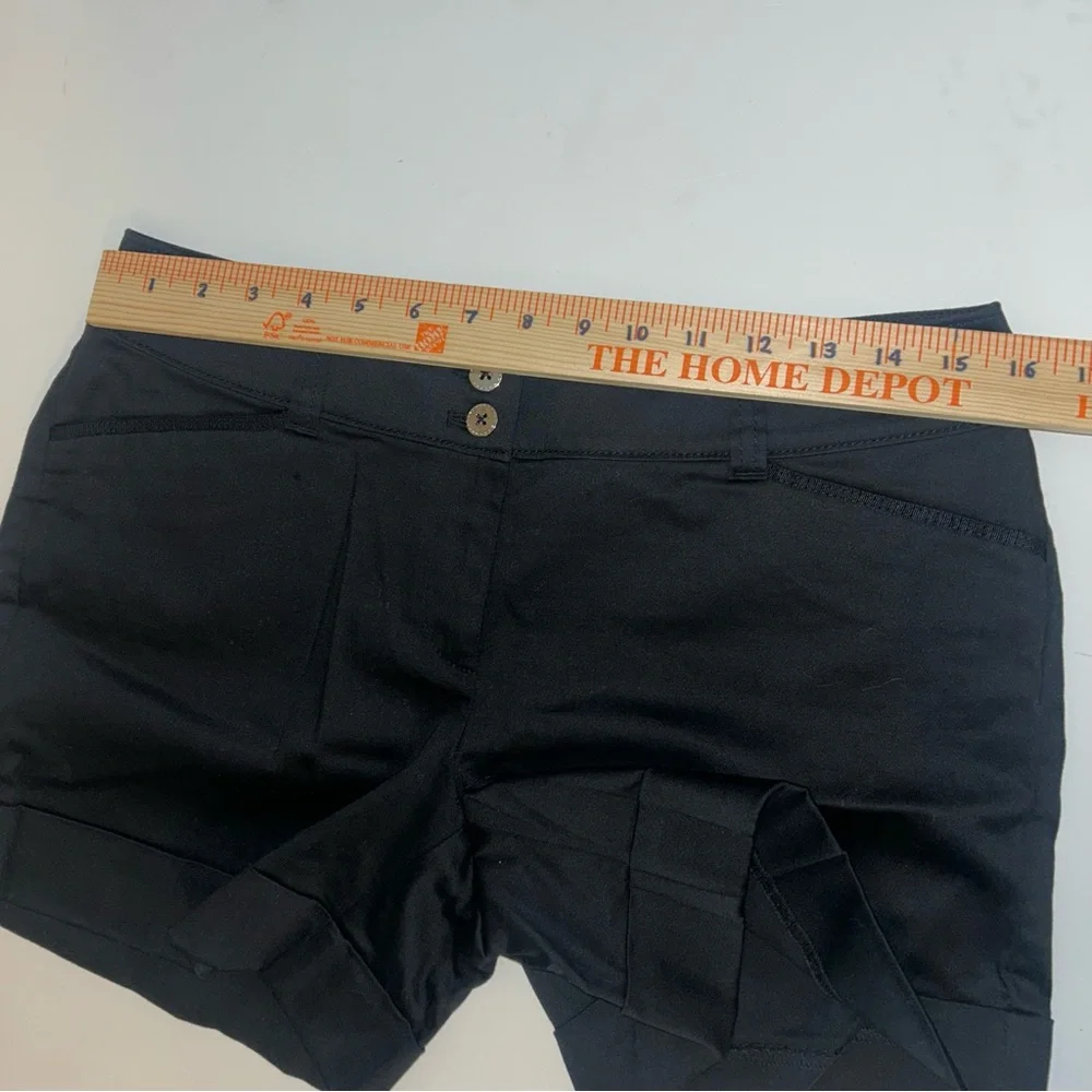 NWT White House Black Market black cuffed Classic Preppy Signature Shorts size 6 - Picture 7 of 7